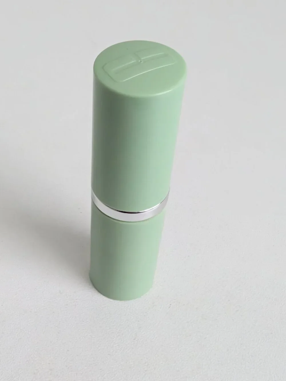 Clinique Different Lipstick A Different Grape Full Size Discontinued NEW